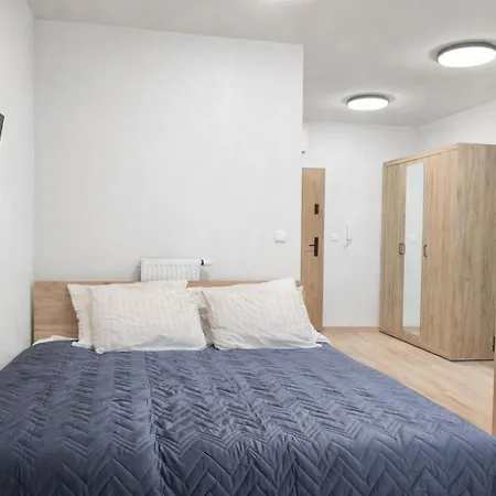 Apartment By Jumpinhere